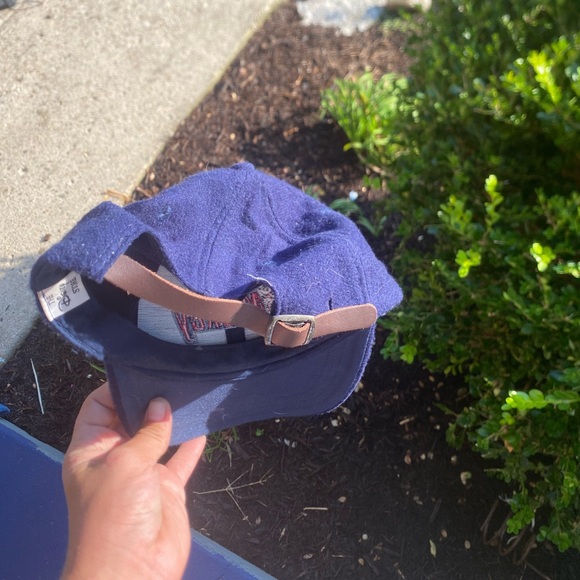 Vintage Mickey Mouse hat - Picture 3 of 3